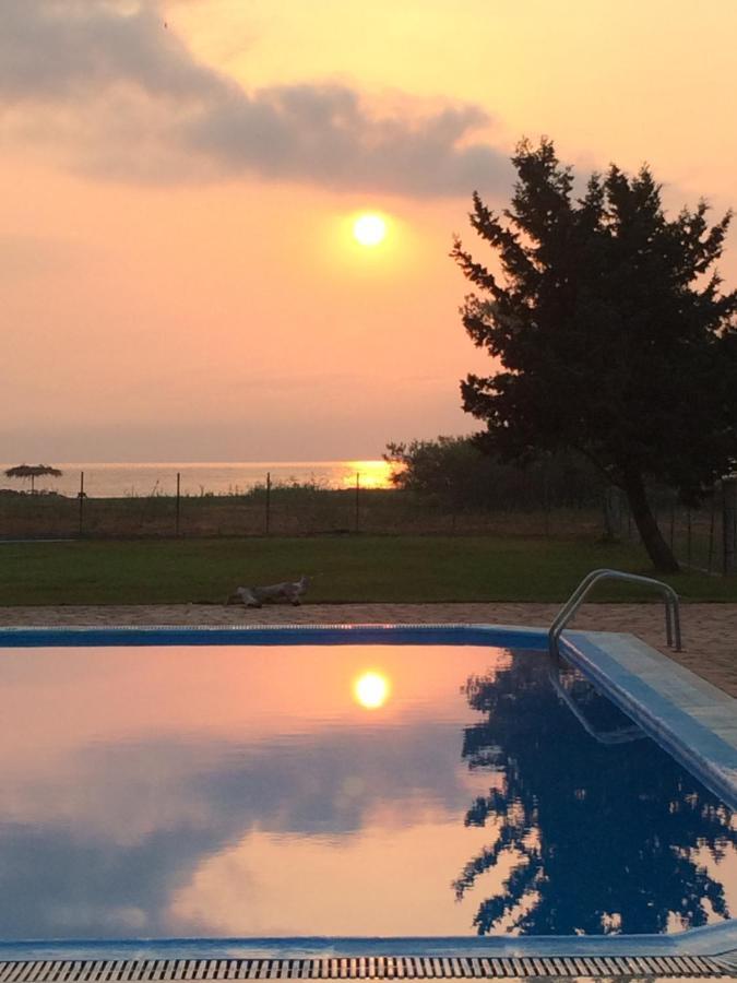 Avra Beach Apartments Lefkímmi Eksteriør billede