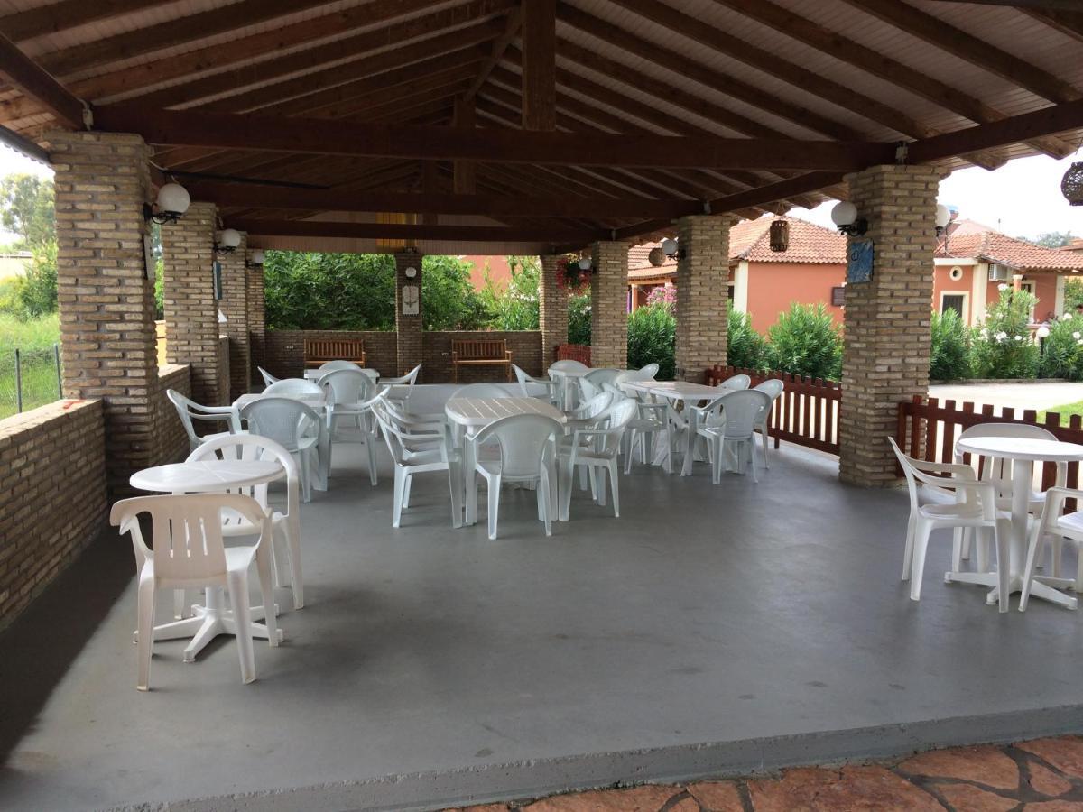 Avra Beach Apartments Lefkímmi Eksteriør billede