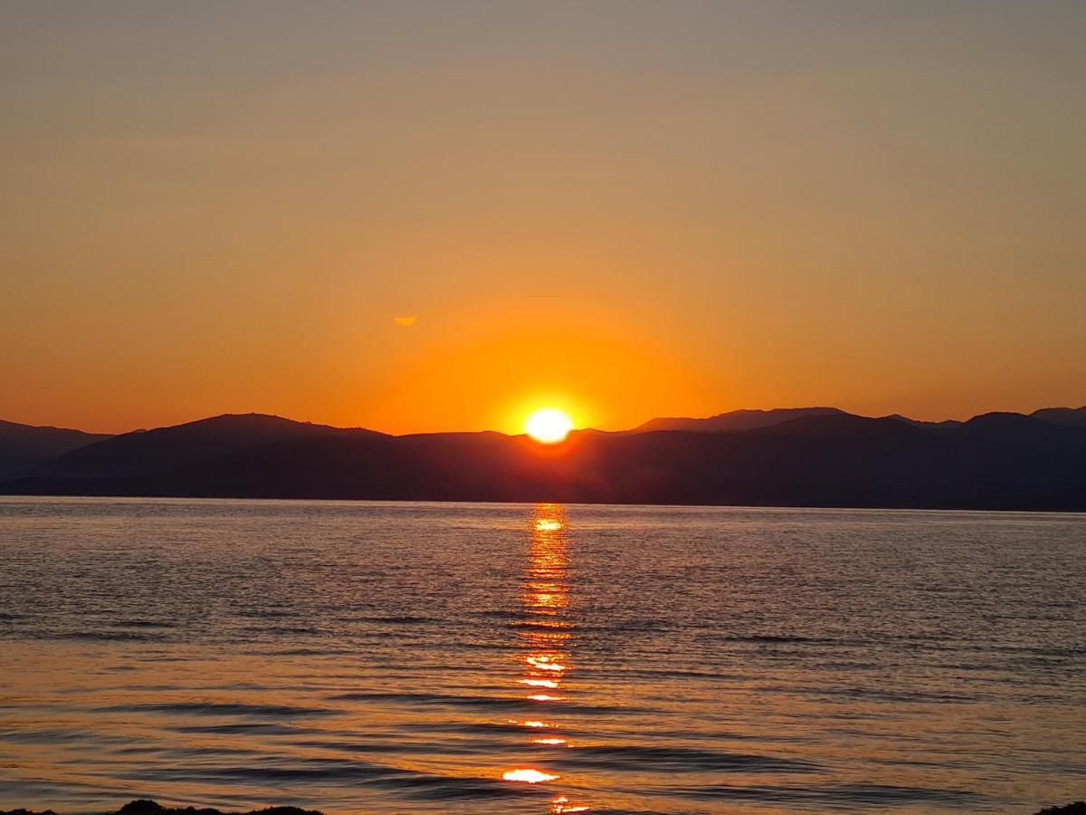 Avra Beach Apartments Lefkímmi Eksteriør billede